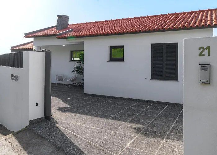 Ourmadeira - Monte White House 푼샬