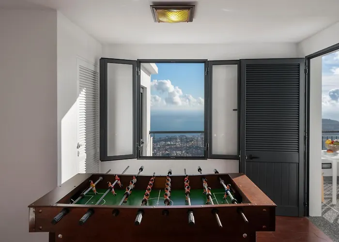 Villa Ourmadeira - Monte White House